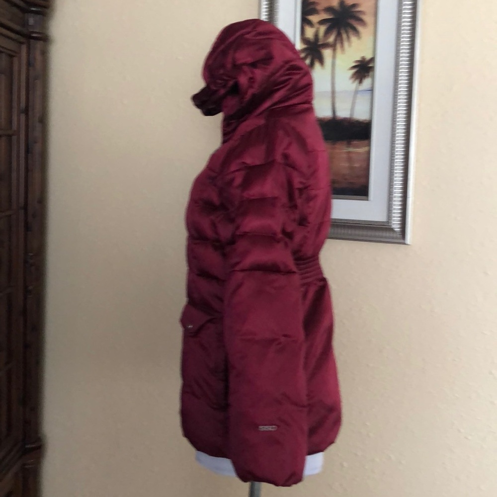 The North Face Jacket (girls) - Picture 4 of 8